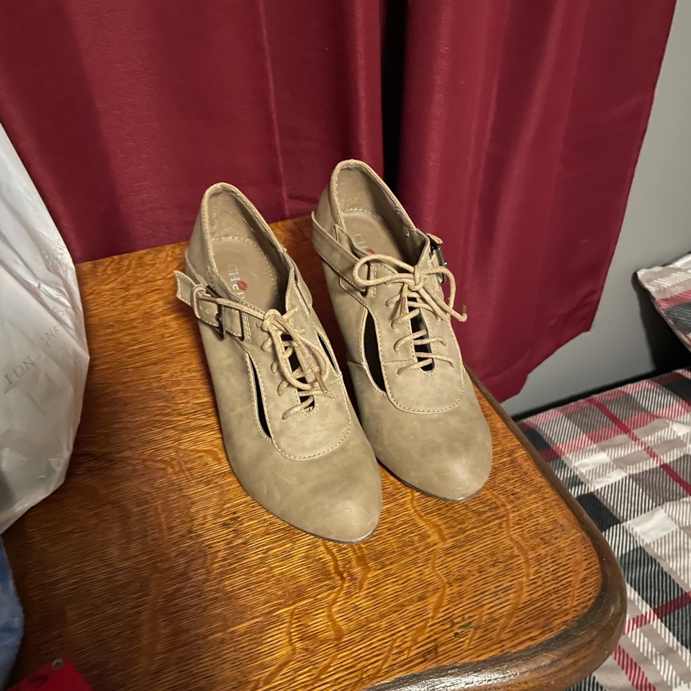 Cherish booties